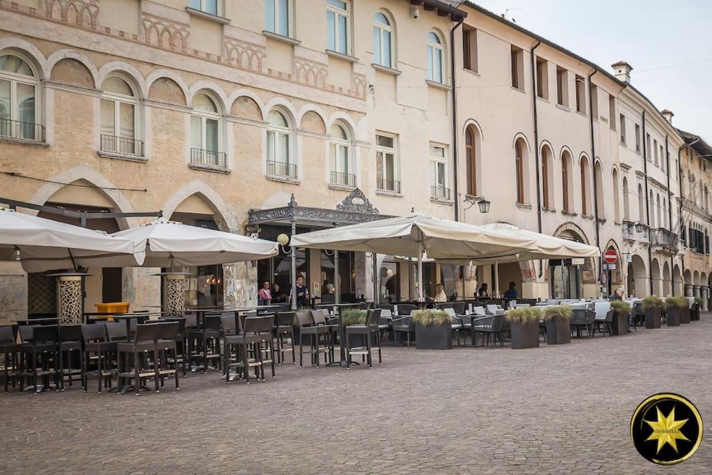 De Caesar Suite Pordenone Exteriér fotografie
